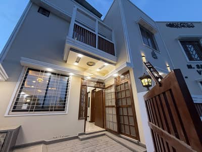 **120 Sq. Yd. Brand New G+1 House for Rent | Park Facing | Solar Installed | Naya Nazimabad**