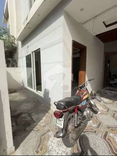 5 Marla House For Rent 4 Bedrooms, 5 Bathrooms | Small Family Required