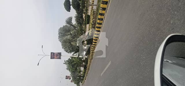 گلبرگ ریزیڈنشیا - بلاک اے گلبرگ ریزیڈنشیا,گلبرگ,اسلام آباد میں 1 کنال رہائشی پلاٹ 1.9 کروڑ میں برائے فروخت۔