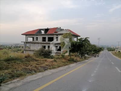 انجنیئرز کوآپریٹو ہاؤسنگ ڈی ۔ 18,اسلام آباد میں 1 کنال رہائشی پلاٹ 1.13 کروڑ میں برائے فروخت۔ انجنیئرز کوآپریٹو ہاؤسنگ ڈی ۔ 18,اسلام آباد میں 1 کنال رہائشی پلاٹ 1.13 کروڑ میں برائے فروخت۔