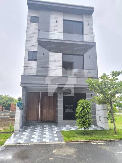 House for Sale Union Green Phase 1 very attractive price 18000000