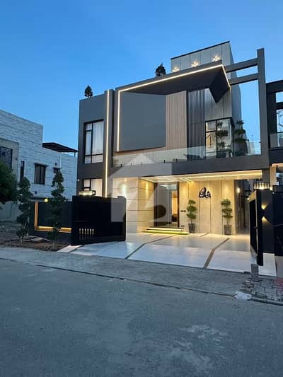 9 Marla Brand New Modern House For sale