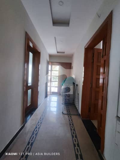 Upper Portion For Rent On Prime Location Of Soan Garden Near To Main Express Highway