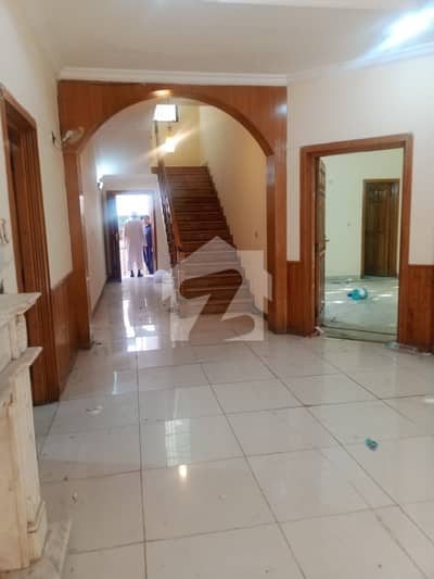 Extra Land House For Sale In Sector F-10 Islamabad