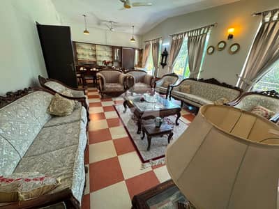 UPPER PORTION FOR RENT IN F-7