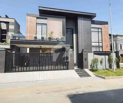 Looking For A Corner House In Citi Housing Society