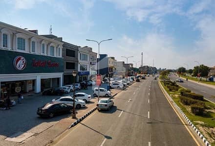 لیک سٹی۔ سیکٹر ایم 7 ۔ بلاک سی 2 لیک سٹی ۔ سیکٹرایم ۔ 7,لیک سٹی,رائیونڈ روڈ,لاہور میں 5 مرلہ رہائشی پلاٹ 1.15 کروڑ میں برائے فروخت۔