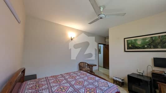 Kanal Elegant Bungalow For Sale