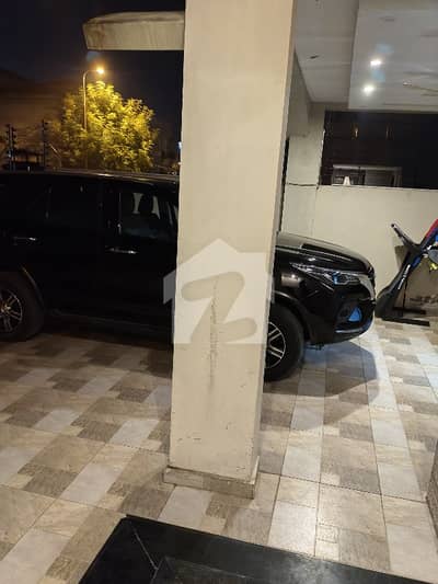 ایڈن سٹی ایڈن,لاہور میں 5 کمروں کا 1 کنال مکان 7.35 کروڑ میں برائے فروخت۔