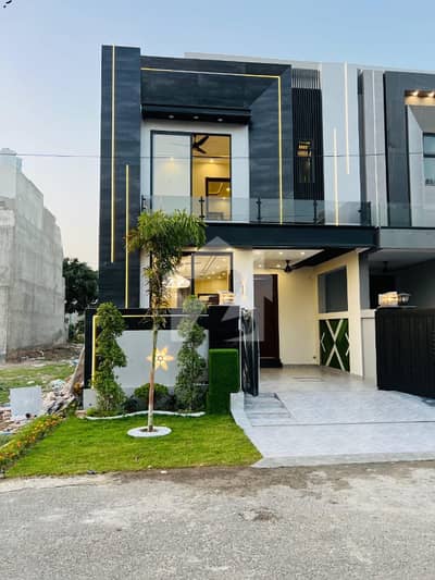 5 MARLA 3 BEDROOMS HOUSE AVAILABLE FOR RENT IN DHA 9 TOWN