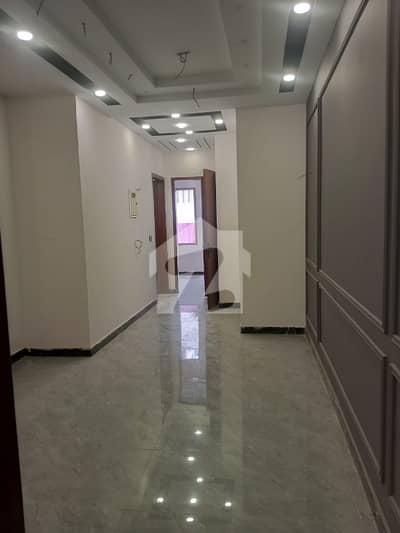 2000 Square Feet Flat For sale In Tipu Sultan Road