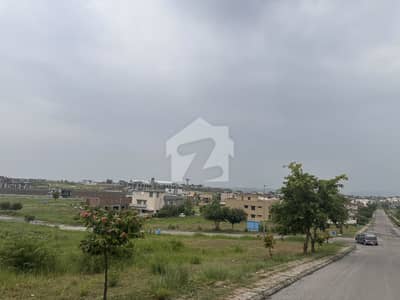 ایکسپریس وے کمرشل ڈی ایچ اے ڈیفینس فیز 5,ڈی ایچ اے ڈیفینس,اسلام آباد میں 8 مرلہ کمرشل پلاٹ 8.5 کروڑ میں برائے فروخت۔