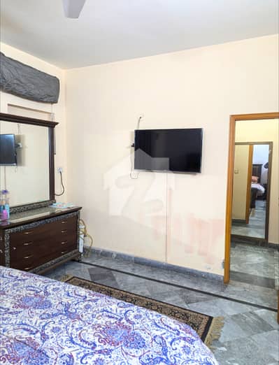 پی جی ای سی ایچ ایس فیز 1 پنجاب گورنمنٹ ایمپلائیز سوسائٹی,لاہور میں 4 کمروں کا 5 مرلہ مکان 90.0 ہزار میں کرایہ پر دستیاب ہے۔ پی جی ای سی ایچ ایس فیز 1 پنجاب گورنمنٹ ایمپلائیز سوسائٹی,لاہور میں 4 کمروں کا 5 مرلہ مکان 90.0 ہزار میں کرایہ پر دستیاب ہے۔