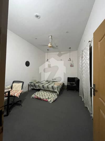 5 Marla 2.5-Story House For Sale A-1 Homes Society All Facilities Available E. T. C