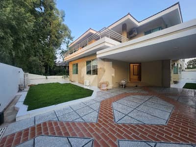 Beautiful Luxurious 6 Bedroom House For Rent