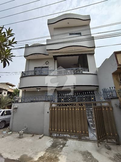 DEFENCE ROAD HOUSE FOR SALE  NEAR KHAWAJA CHOWK OSAMA STREET