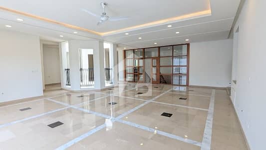 FOR RENT 4 Kanal Designer Triple Storey House & Swimming Pool F_6/3