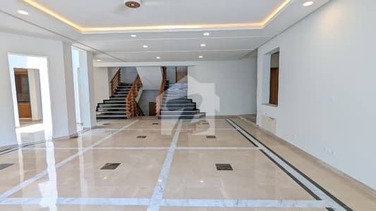 FOR RENT 4 Kanal Designer Triple Storey House & Swimming Pool F_6/3