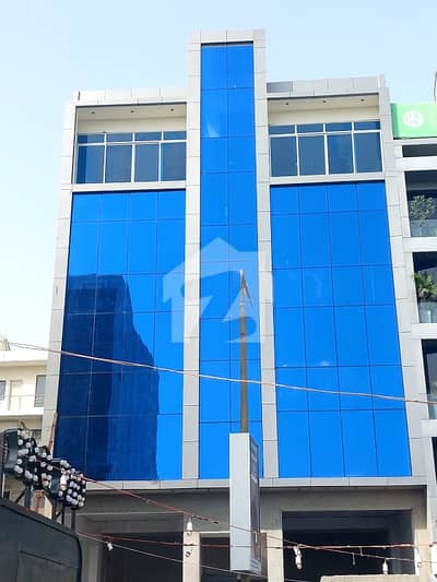 بخاری کمرشل ایریا ڈی ایچ اے فیز 6,ڈی ایچ اے ڈیفینس,کراچی میں 5 مرلہ Studio دفتر 3.28 کروڑ میں برائے فروخت۔