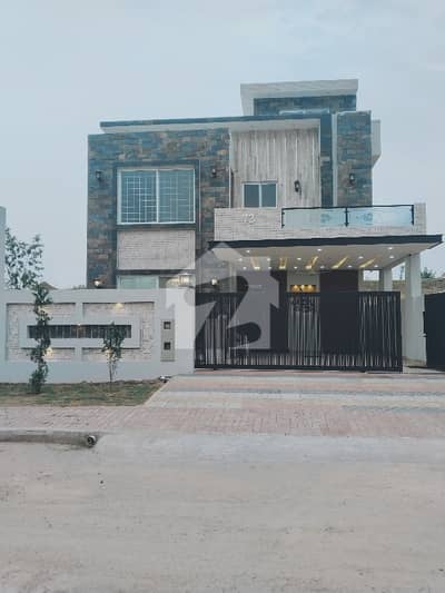 10 Marla brand new with 2 Marla extra land House Available For Sale