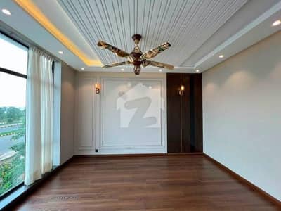 DHA Phase 7 10 Marla House For Sale DHA Phase 7 10 Marla House For Sale