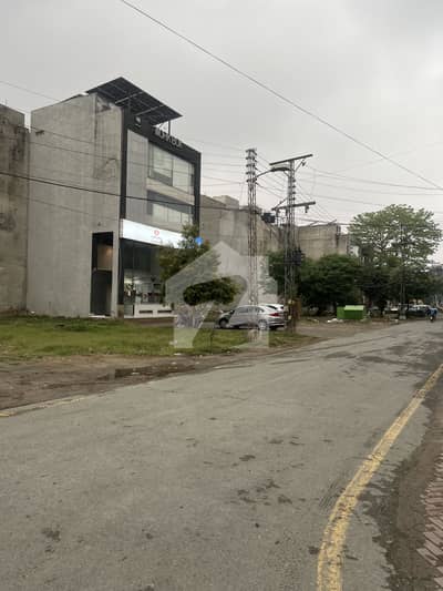 Marvellous Location Building For Sale