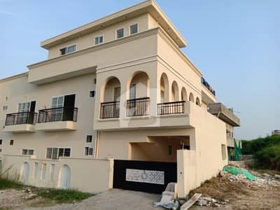 Beautiful Designed Luxurious 1 Kanal House