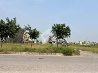 7 Marla Boulevard Corner Plot Rose Garden Zone 1