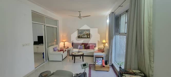 10 Marla Beautifully Kept Green House | Prime B Block Faisal Town