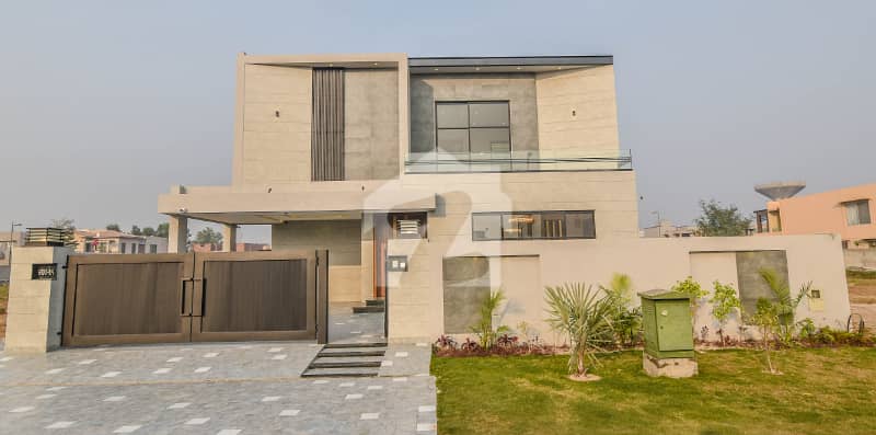10 MARLA BEAUTIFUL HOUSE FOR SALE 10 MARLA BEAUTIFUL HOUSE FOR SALE