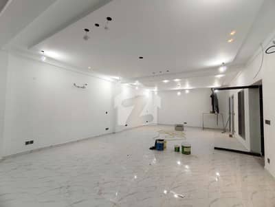 اتحاد ٹاؤن فیز ١ اتحاد ٹاؤن,رائیونڈ روڈ,لاہور میں 5 مرلہ Studio دفتر 1.25 لاکھ میں کرایہ پر دستیاب ہے۔