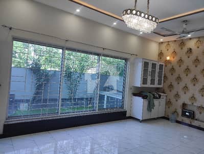 13 Marla First Time Entry Portion For Rent