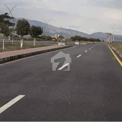 10-Marla South Open Plot For Sale in Zone-4 d2 Regi Model Town