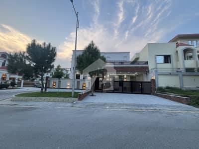 1 Kinal Beautiful Corner House For sale In Sector B-17 Islamabad