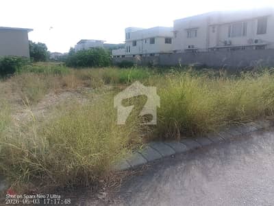 ڈی ایچ اے فیز 6 ڈی ایچ اے ڈیفینس,کراچی میں 1 کنال رہائشی پلاٹ 13.0 کروڑ میں برائے فروخت۔ ڈی ایچ اے فیز 6 ڈی ایچ اے ڈیفینس,کراچی میں 1 کنال رہائشی پلاٹ 13.0 کروڑ میں برائے فروخت۔
