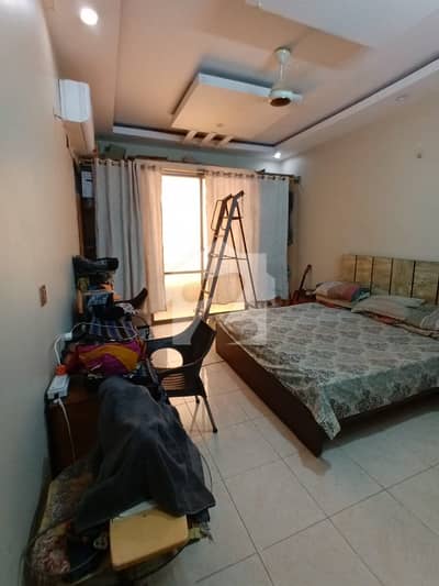 188 Square Yards Flat For Grabs In Scheme 33 188 Square Yards Flat For Grabs In Scheme 33