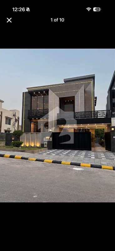 10 Marla house for sale