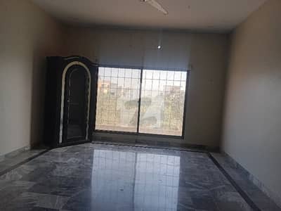 ڈی ایچ اے فیز 2 ڈی ایچ اے ڈیفینس,کراچی میں 3 کمروں کا 1 کنال بالائی پورشن 2.15 لاکھ میں کرایہ پر دستیاب ہے۔ ڈی ایچ اے فیز 2 ڈی ایچ اے ڈیفینس,کراچی میں 3 کمروں کا 1 کنال بالائی پورشن 2.15 لاکھ میں کرایہ پر دستیاب ہے۔