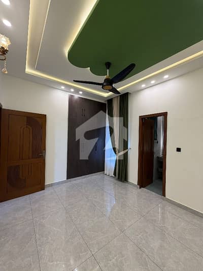 1 Kanal upper portion available for rent phase 2