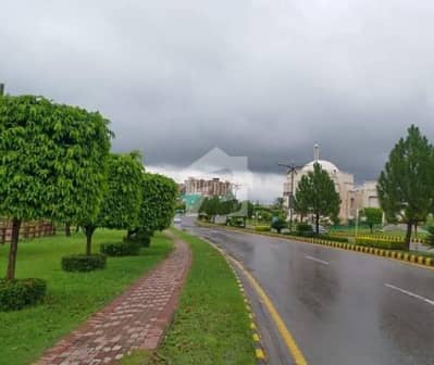 Bahria Enclave 10 Plot For Sale Near To Park And Market