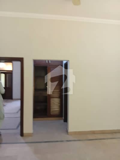 30x60 7 Marla Full House For Rent G-13/2