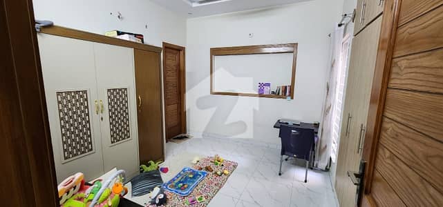 جی ۔ 13 اسلام آباد میں 6 کمروں کا 10 مرلہ مکان 8.75 کروڑ میں برائے فروخت۔