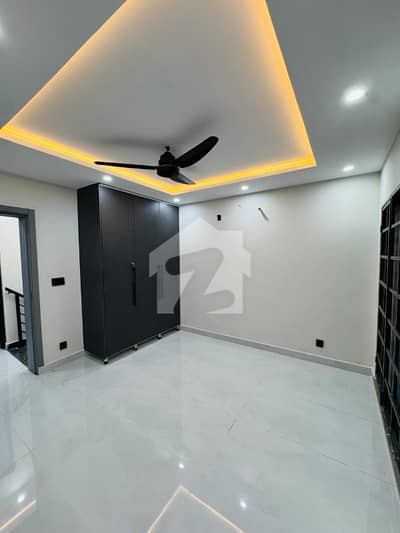 Designer 3 Marla 4 bedrooms House for sale Al-Kabir Town Phase-2