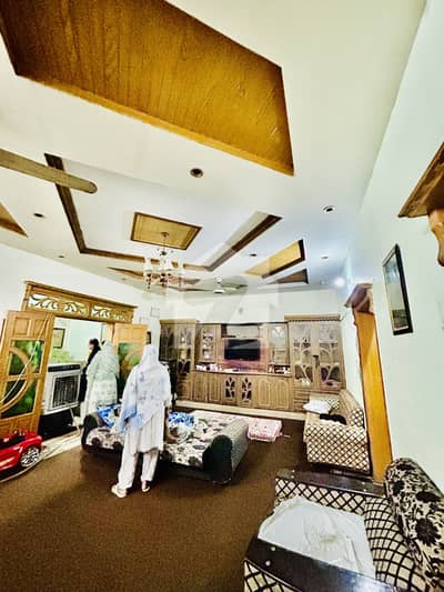 10 Marla Lower portion for Rent at sabzazar near to Main Fori Rabta keray 10 Marla Lower portion for Rent at sabzazar near to Main Fori Rabta keray