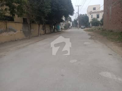 BEDIAN RD GOLFER LANE 1 THEATHRE RD 5 KANAL 6 MARLA BOUNDARYWALL PLOT FOR SALE