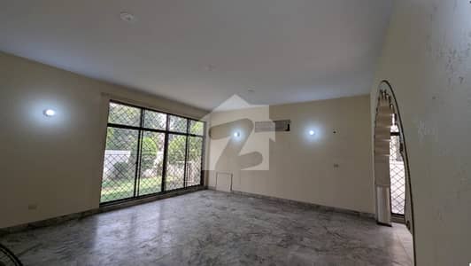 ELEGANT 2 KANAL RENOVATED 5 BEDROOM RESIDENTIAL HOUSE AVAILABLE FOR RENT IN THE PRIME LOCATION OF BLOCK N DHA PHASE 1 ELEGANT 2 KANAL RENOVATED 5 BEDROOM RESIDENTIAL HOUSE AVAILABLE FOR RENT IN THE PRIME LOCATION OF BLOCK N DHA PHASE 1