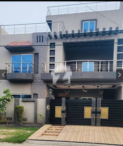 10-Marla Beautiful House For Sale 10-Marla Beautiful House For Sale