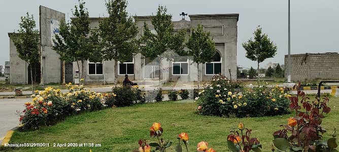 Urgent Plot For Sale | Main Ki Back | Ready To Build | F Block Second To corner