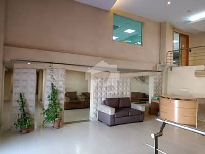 1 Kanal Just Like New 5 Beds Double Kitchen Double Unit House For Office Near Canal Rd