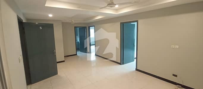 2 bed non furnished appartment available for rent